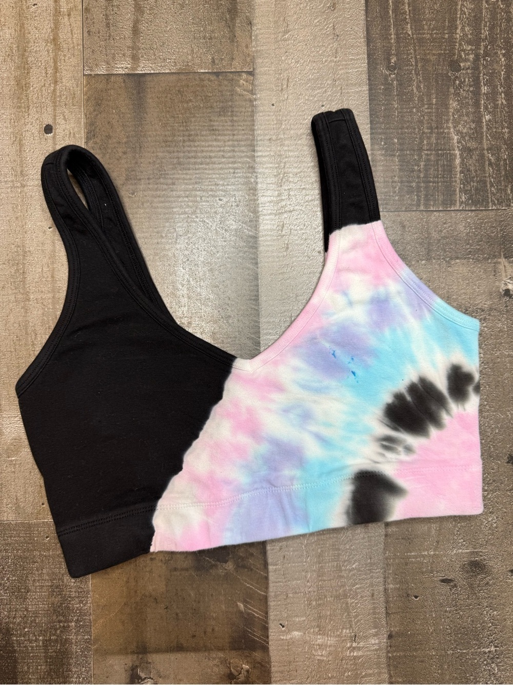 NWOT Electric & Rose Bella Crop Bralette size Medium
